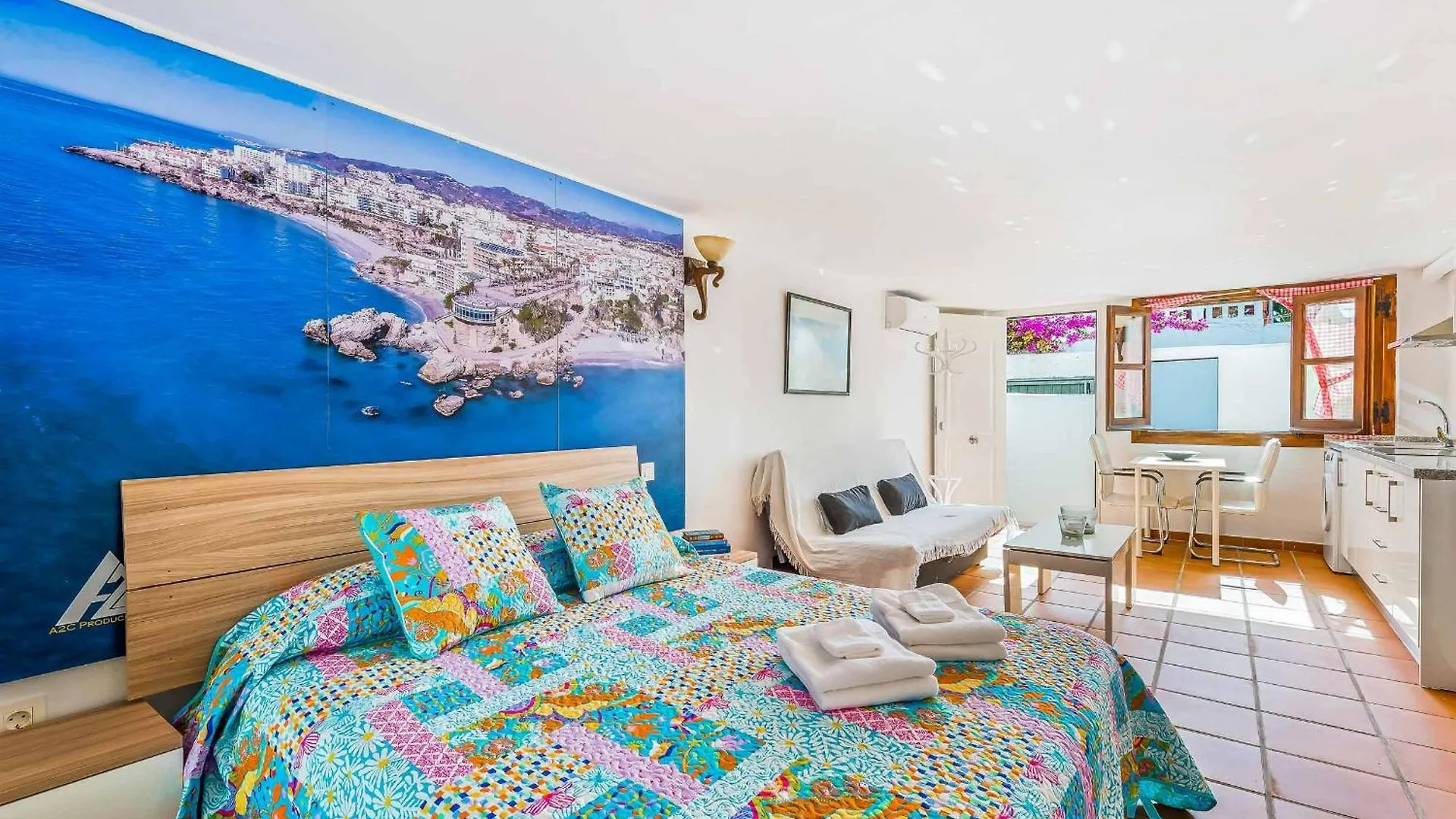 Villa Capistrano Nerja 0*,  Spain